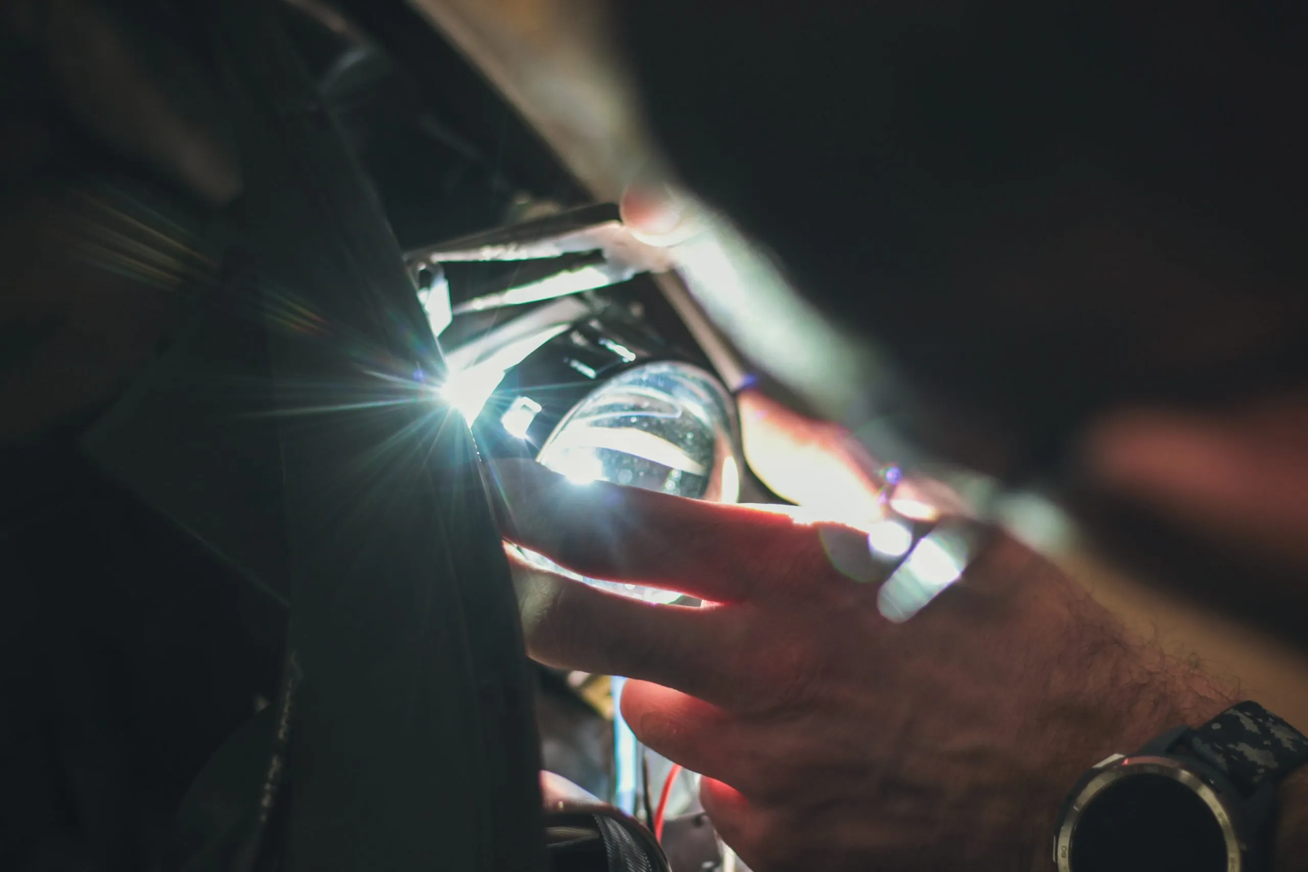 Retrofity LED – co to takiego? Czy w 2024 roku to rozwiązanie jest legalne?