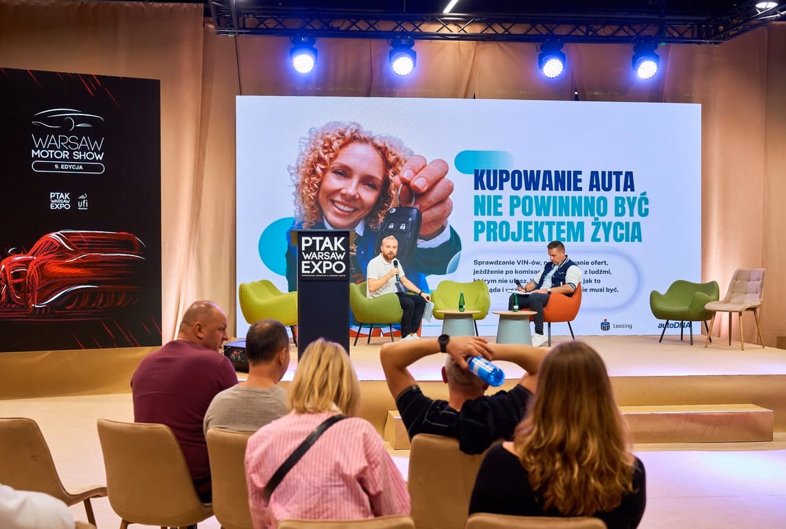 Wystąpienie Pawła Czmila i Grzegorza Gołąbka z Automarketu podczas Warsaw Motor Show 2026