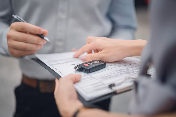 Auto na abonament 2025 – na czym polega i czy się opłaca?