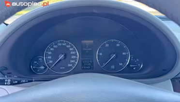 MERCEDES-BENZ C Klasa
