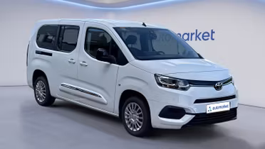 TOYOTA Proace City Verso