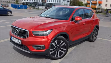 VOLVO XC40