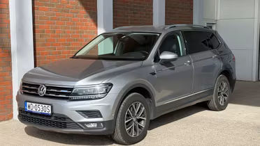 VOLKSWAGEN Tiguan