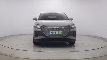 AUDI Q4