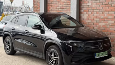 MERCEDES-BENZ EQA