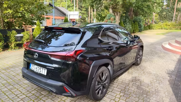 LEXUS UX