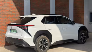 TOYOTA bZ4X