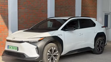 TOYOTA bZ4X