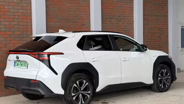 TOYOTA bZ4X