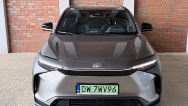 TOYOTA bZ4X