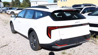 KIA K4