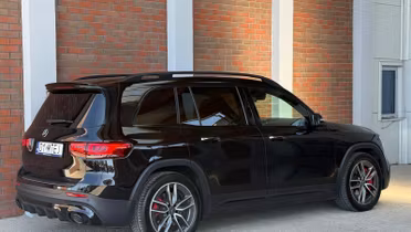 MERCEDES-BENZ GLB