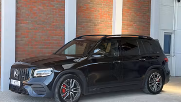 MERCEDES-BENZ GLB