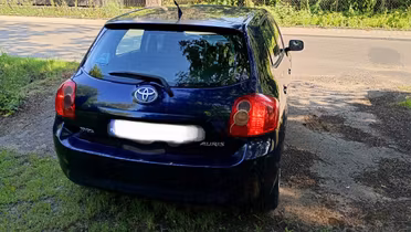 TOYOTA Auris