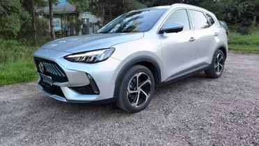 MG HS
