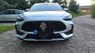 MG HS