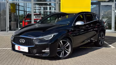 INFINITI Q30