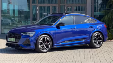 AUDI e-tron Sportback
