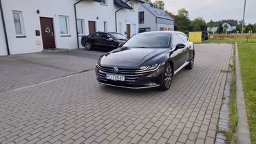 VOLKSWAGEN Arteon