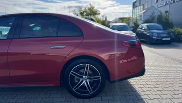 MERCEDES-BENZ E Klasa