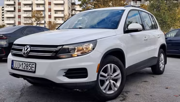 VOLKSWAGEN Tiguan
