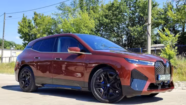 BMW iX
