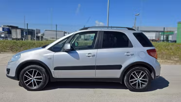 SUZUKI SX4