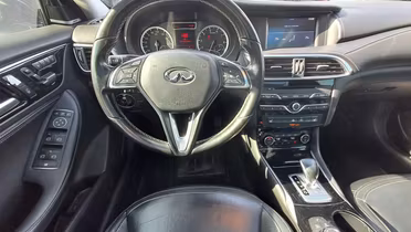 INFINITI QX30