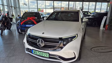 MERCEDES-BENZ EQC