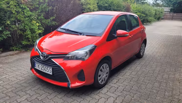 TOYOTA Yaris