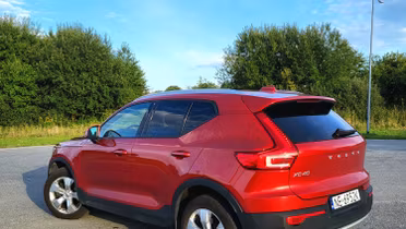 VOLVO XC40
