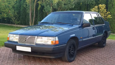 VOLVO 940