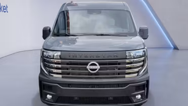 NISSAN Interstar