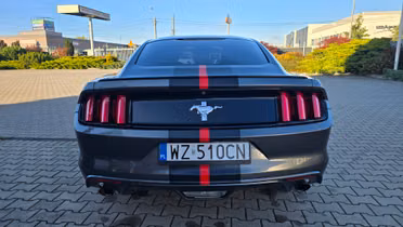 FORD (USA) Mustang