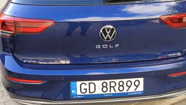 VOLKSWAGEN Golf