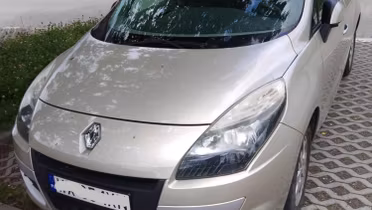 RENAULT Scenic