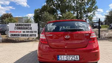 HYUNDAI i30
