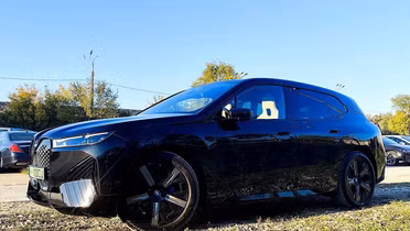 BMW iX