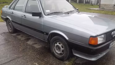 AUDI 80