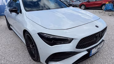 MERCEDES-BENZ CLA