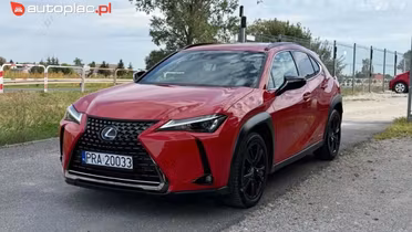 LEXUS UX