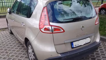 RENAULT Scenic