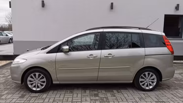 MAZDA 5