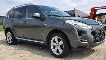 PEUGEOT 4007