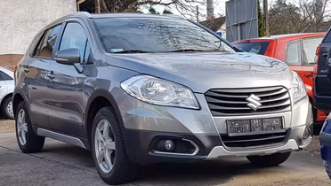 SUZUKI S-Cross