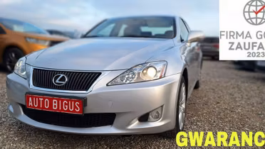 LEXUS IS