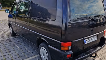 VOLKSWAGEN Transporter