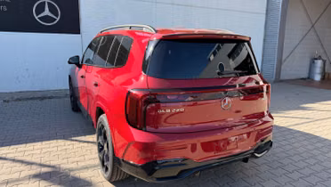 MERCEDES-BENZ GLB
