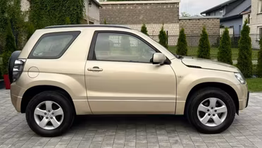 SUZUKI Grand Vitara
