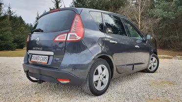 RENAULT Scenic